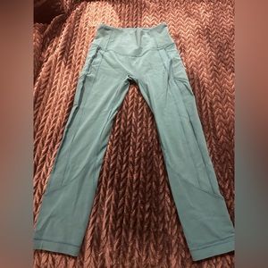 Lululemon leggings